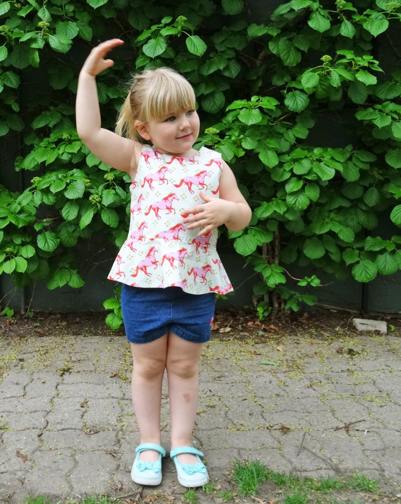 Thread Riding Hood - Mustang First Day Top